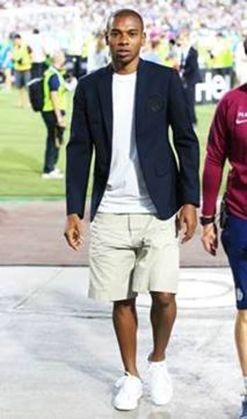 Il centrocampista brasiliano Fernandinho, 32 anni